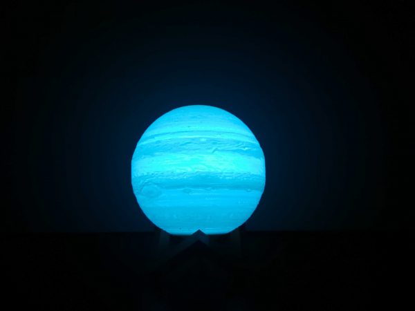 Lampara jupiter luz azul hielo