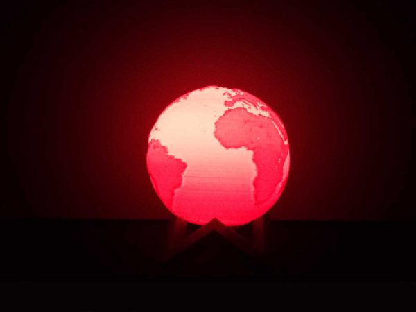 Lampara tierra luz roja